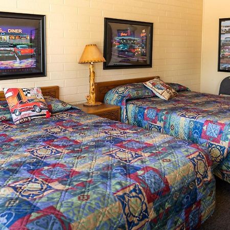 Grand Canyon Caverns Inn Пийч Спрингс Екстериор снимка