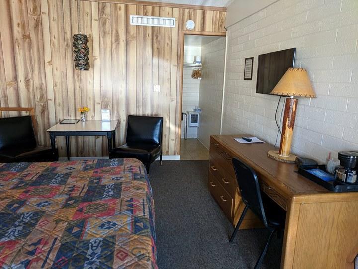 Grand Canyon Caverns Inn Пийч Спрингс Екстериор снимка