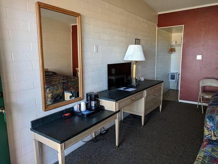Grand Canyon Caverns Inn Пийч Спрингс Екстериор снимка