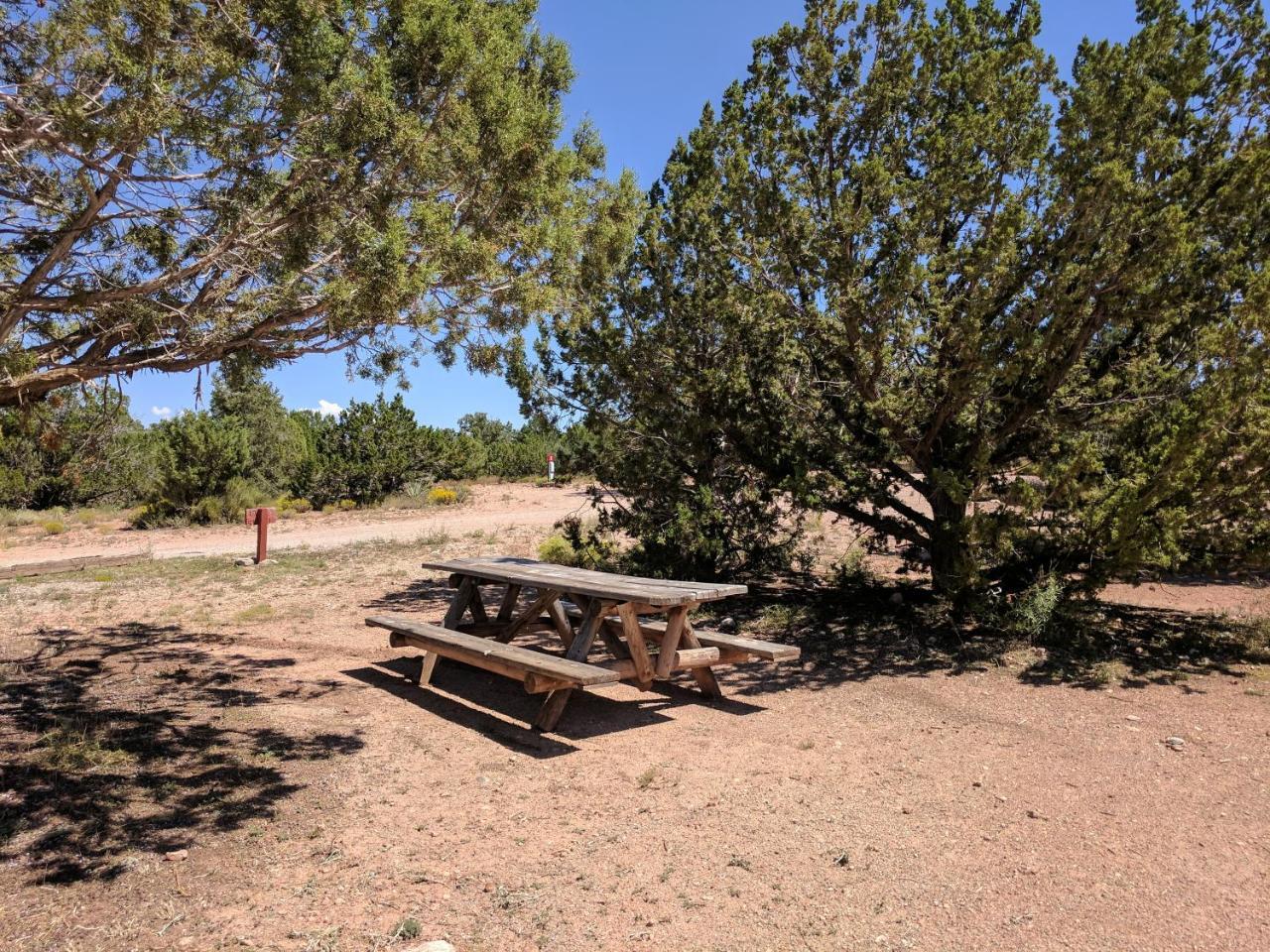 Grand Canyon Caverns Inn Пийч Спрингс Екстериор снимка